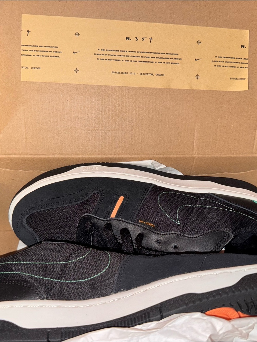 Nike Sqash Type N.354 Mens